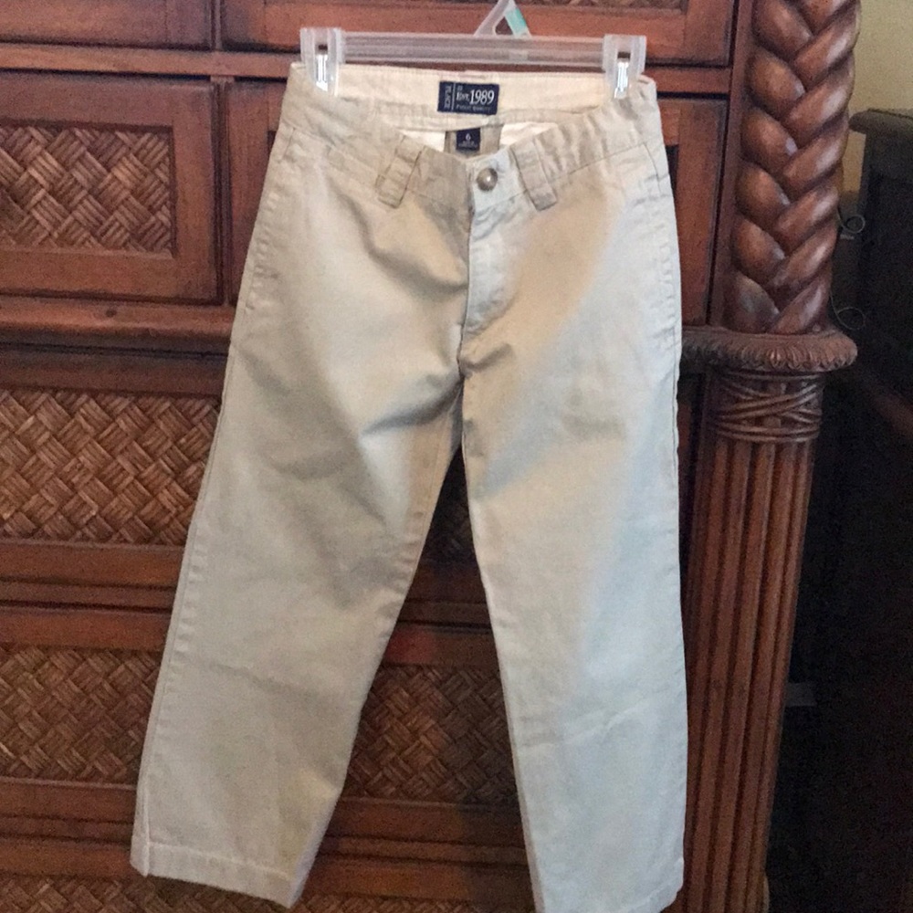 Children’s Place - khaki/uniform pants - Size 6